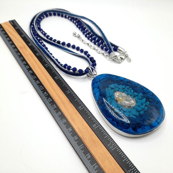 Chico's Faux Turquoise Chip Huge 4" Lucite Pendant Beaded Necklace 33" - Picture 8 of 11